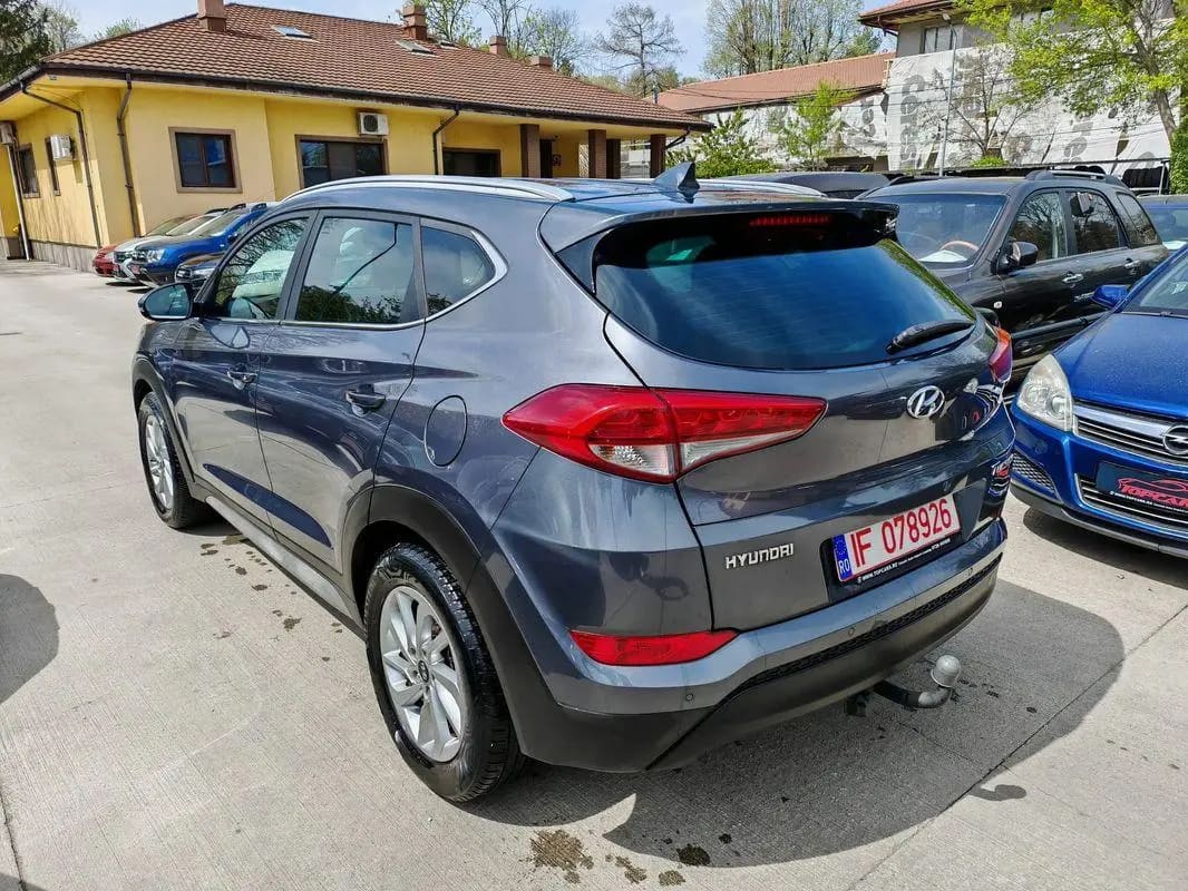 Hyundai TUCSON