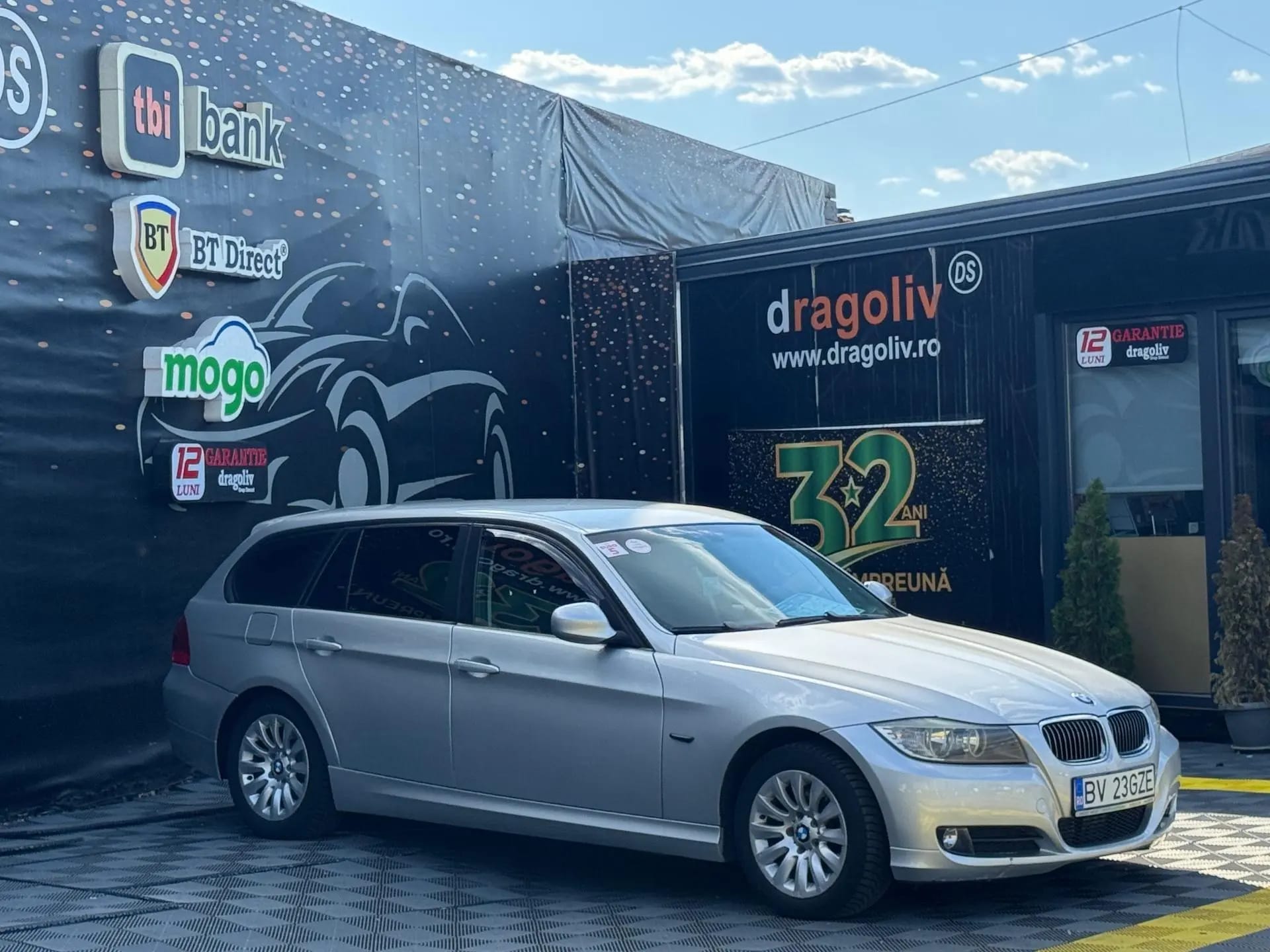 BMW 320