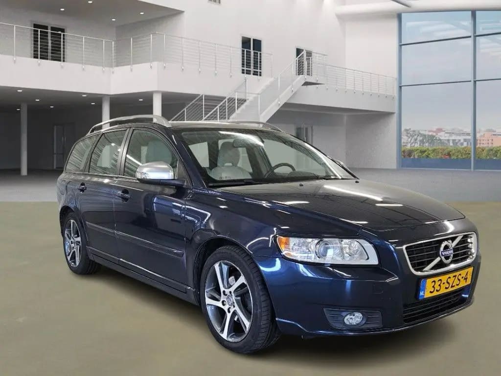 Volvo V50