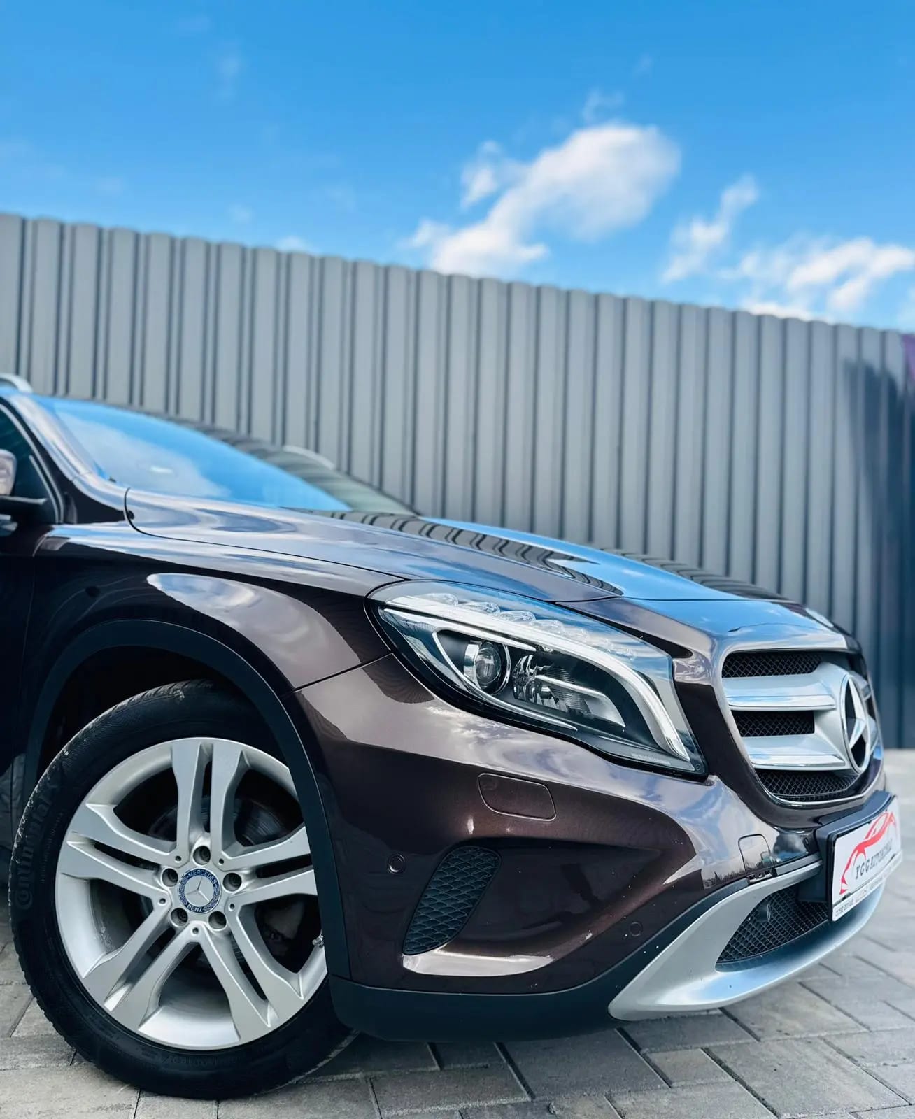 Mercedes-Benz GLA 220
