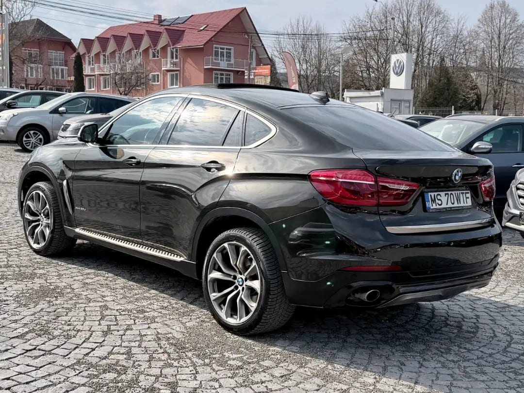 BMW X6