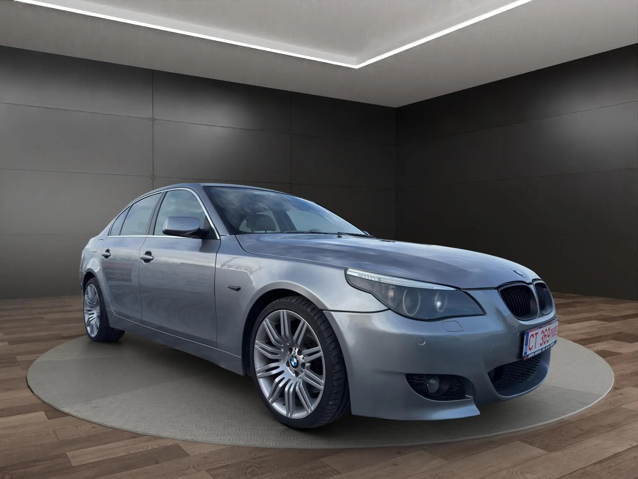 BMW 545