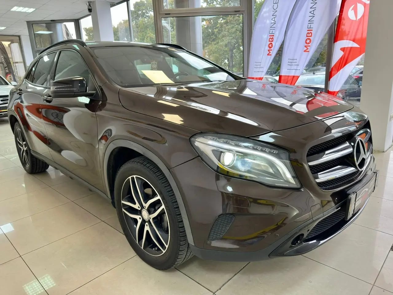 Mercedes-Benz GLA 200