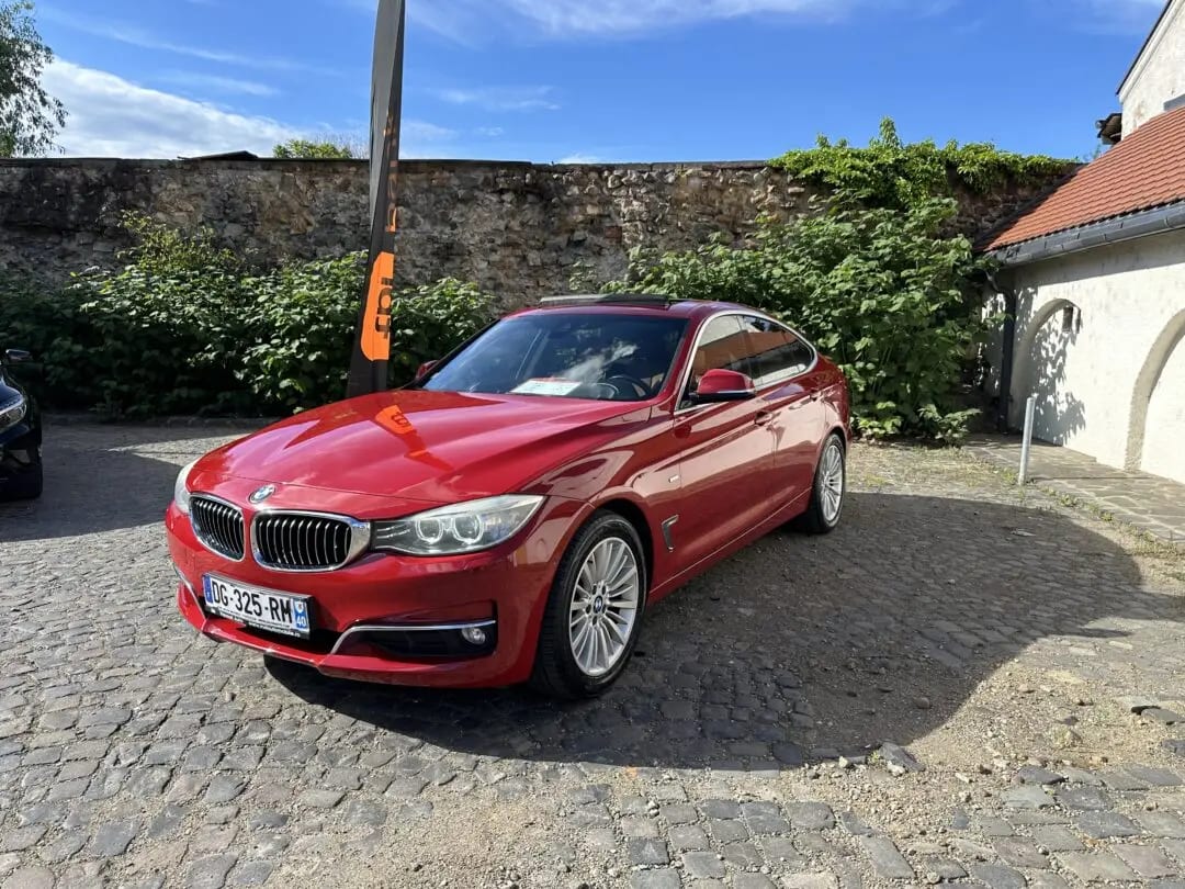 BMW 320