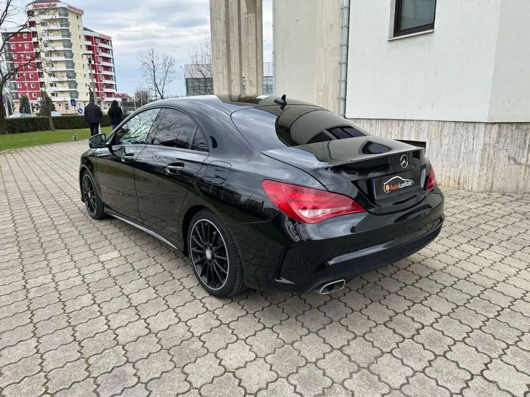 Mercedes-Benz CLA 220