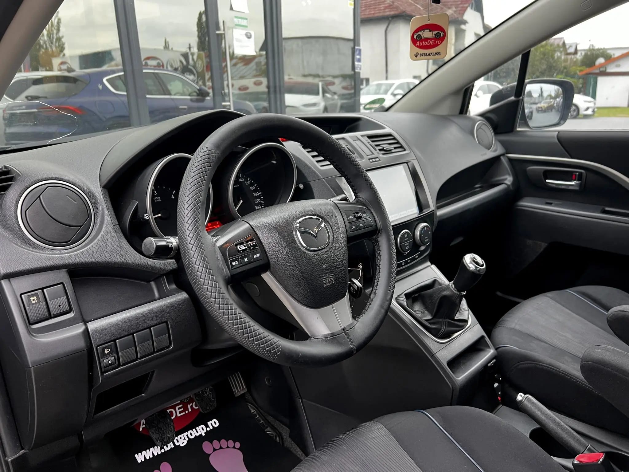 Mazda 5