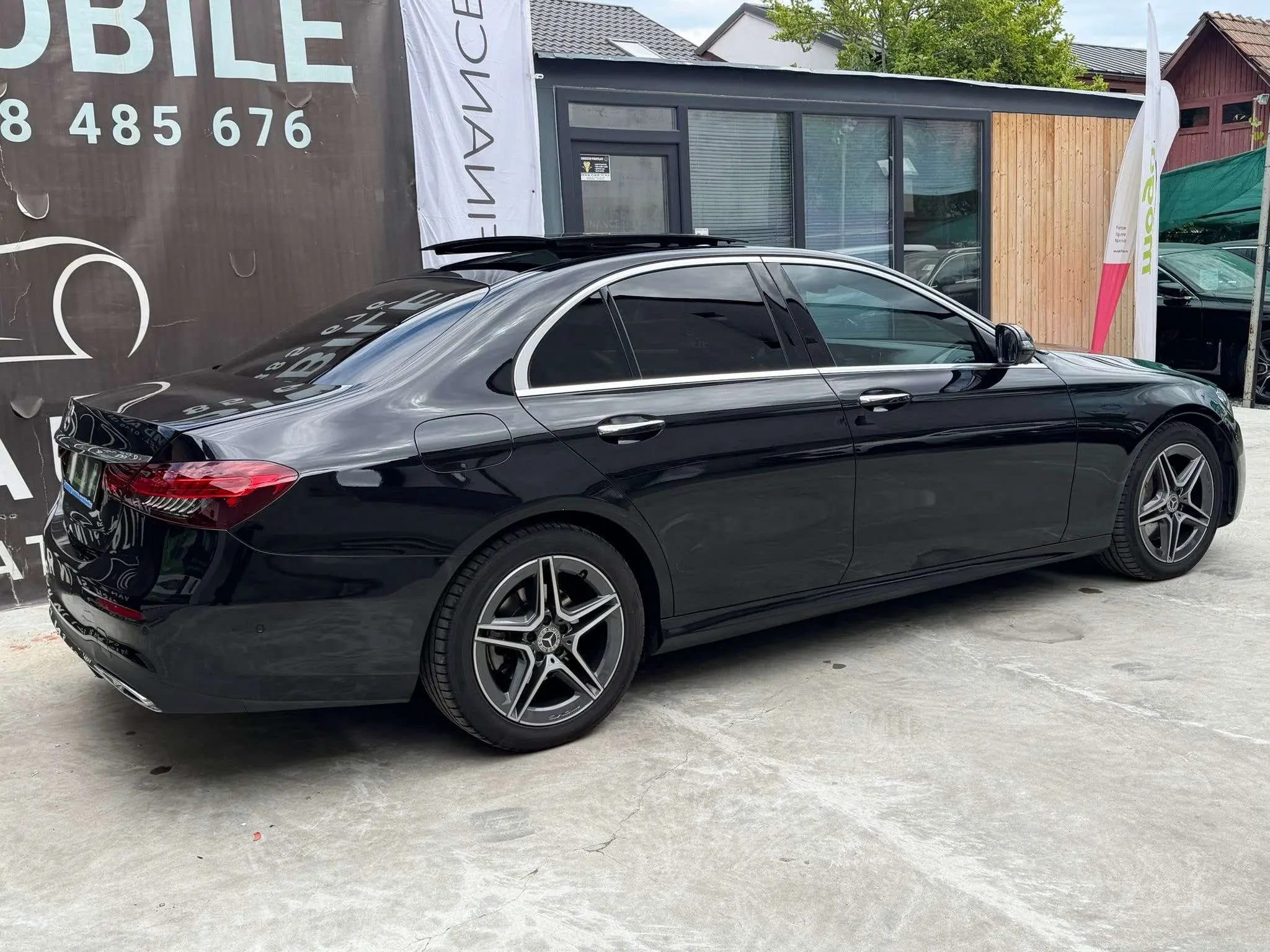 Mercedes-Benz E 200