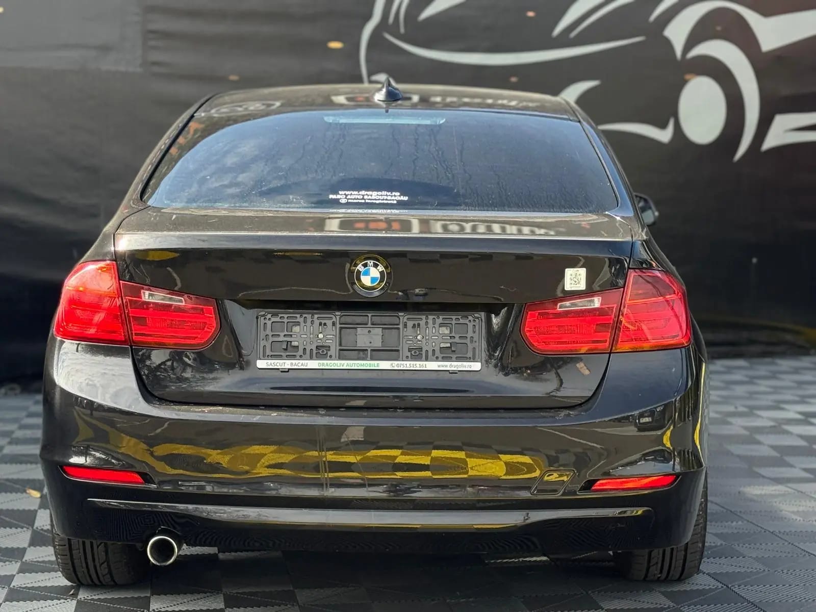 BMW 320