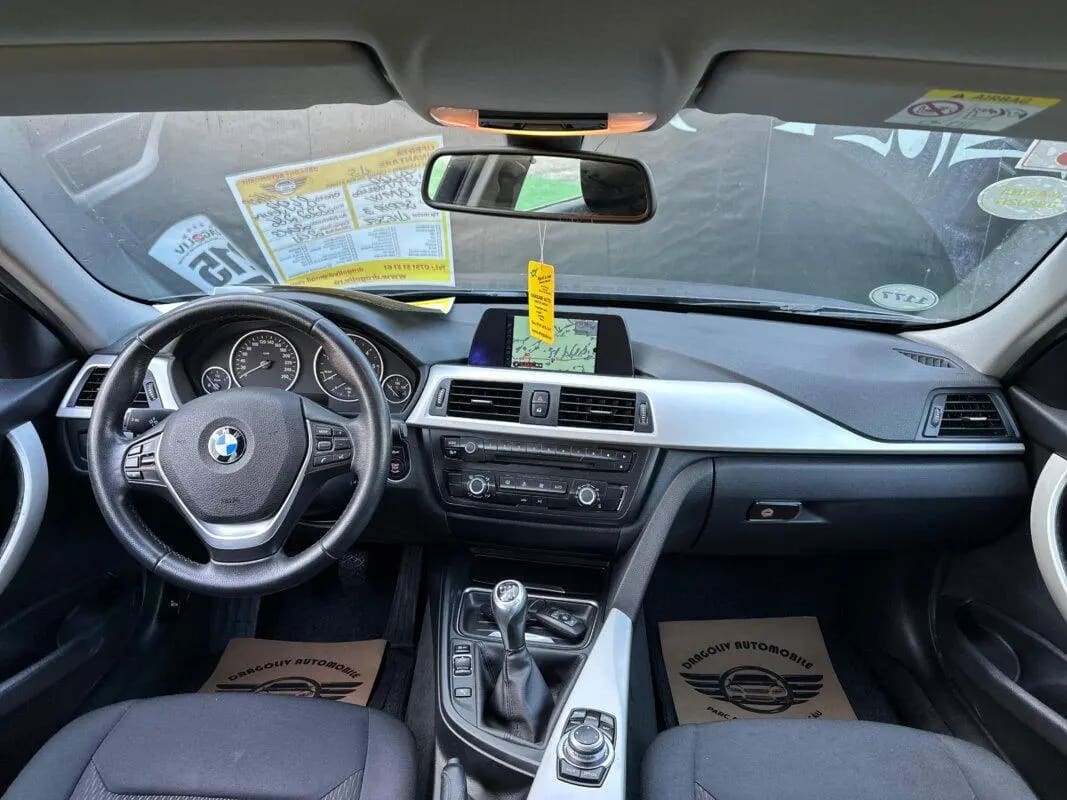 BMW 320