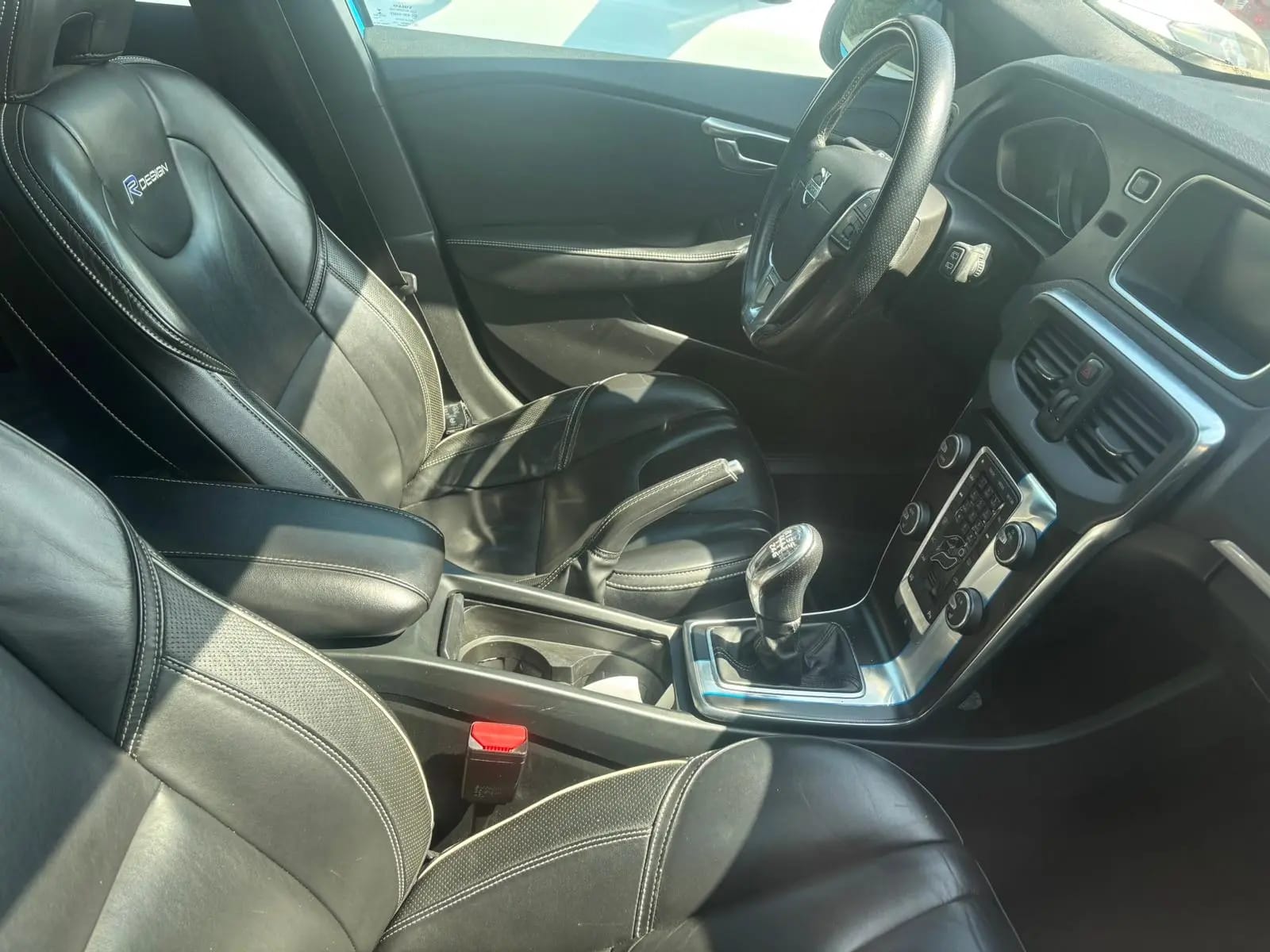 Volvo V40