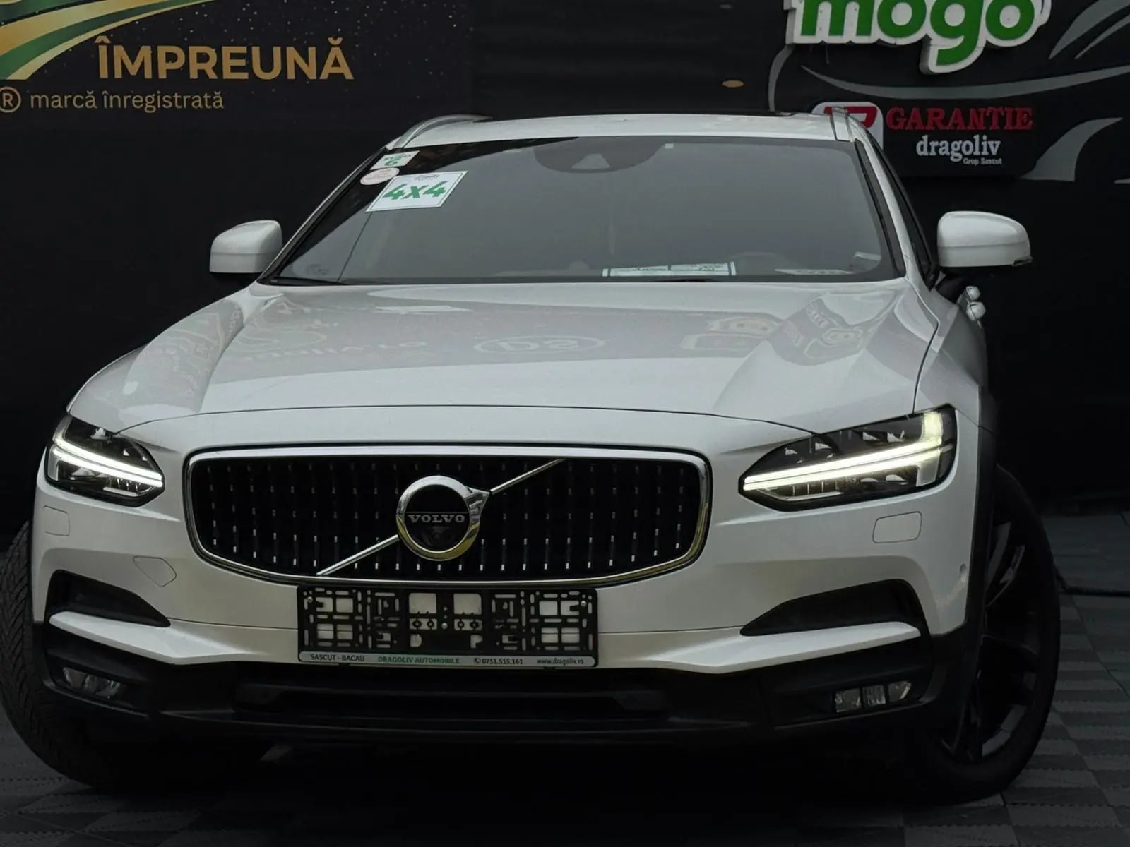 Volvo V90