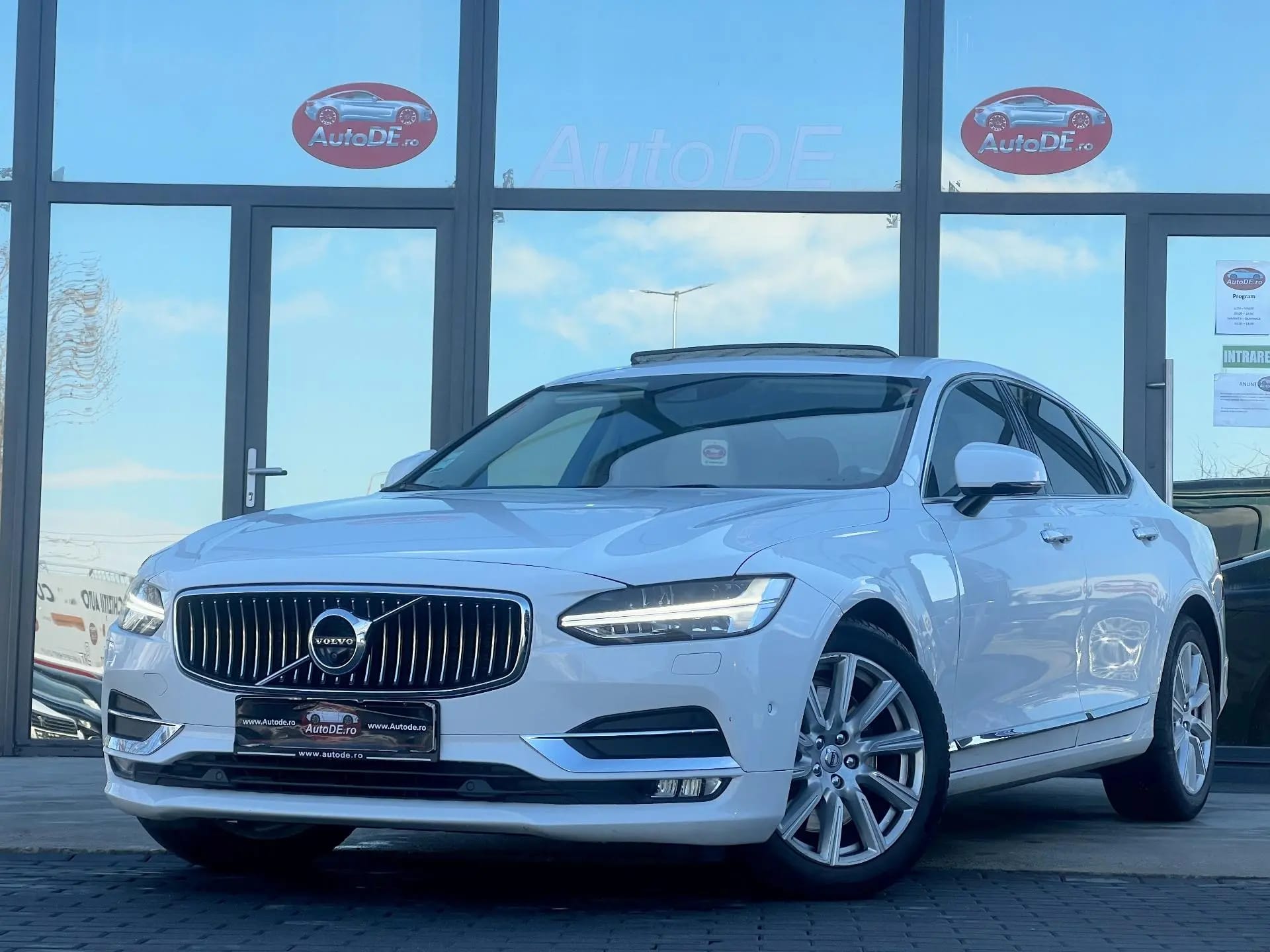 Volvo S90