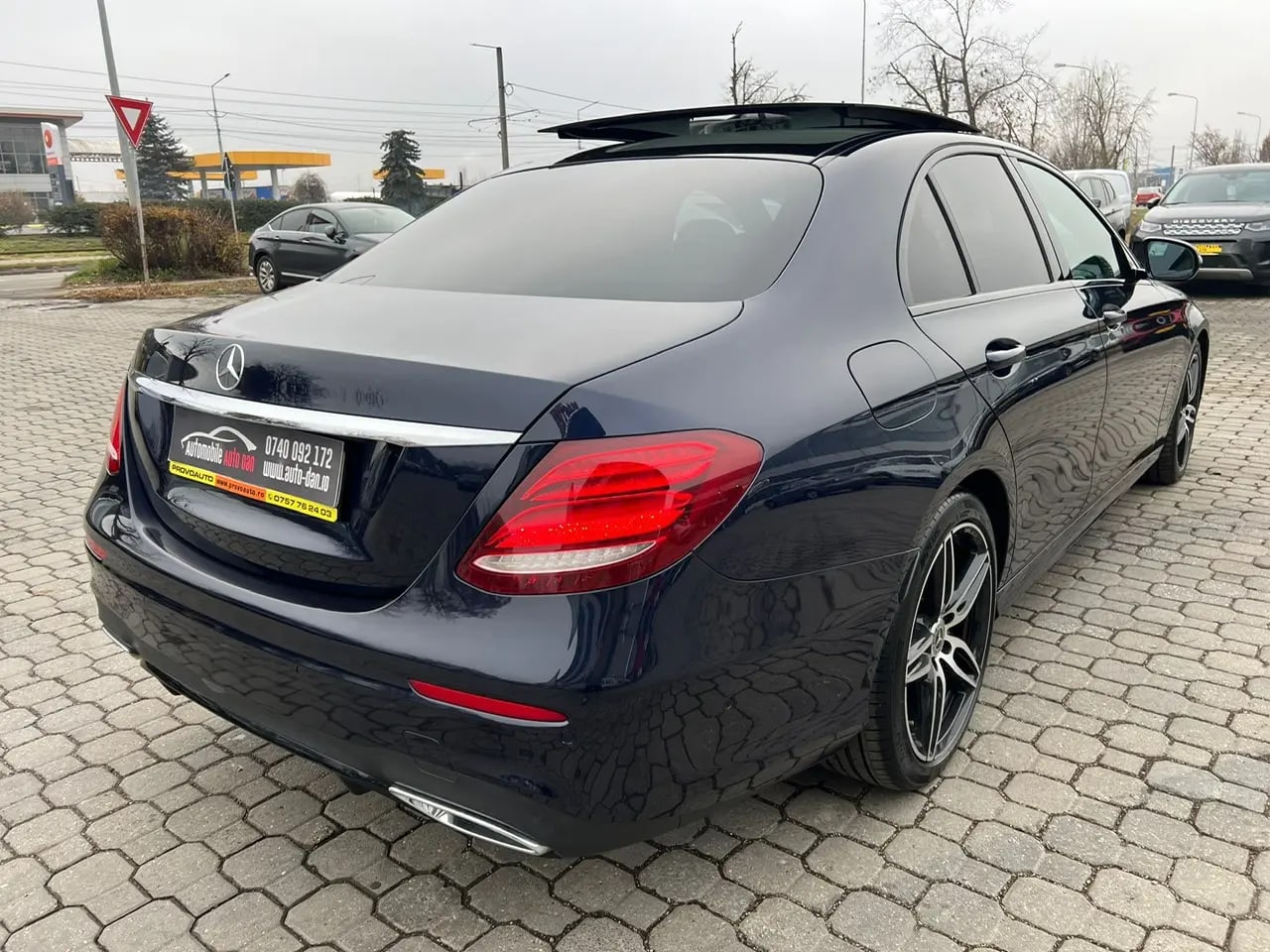 Mercedes-Benz E 220