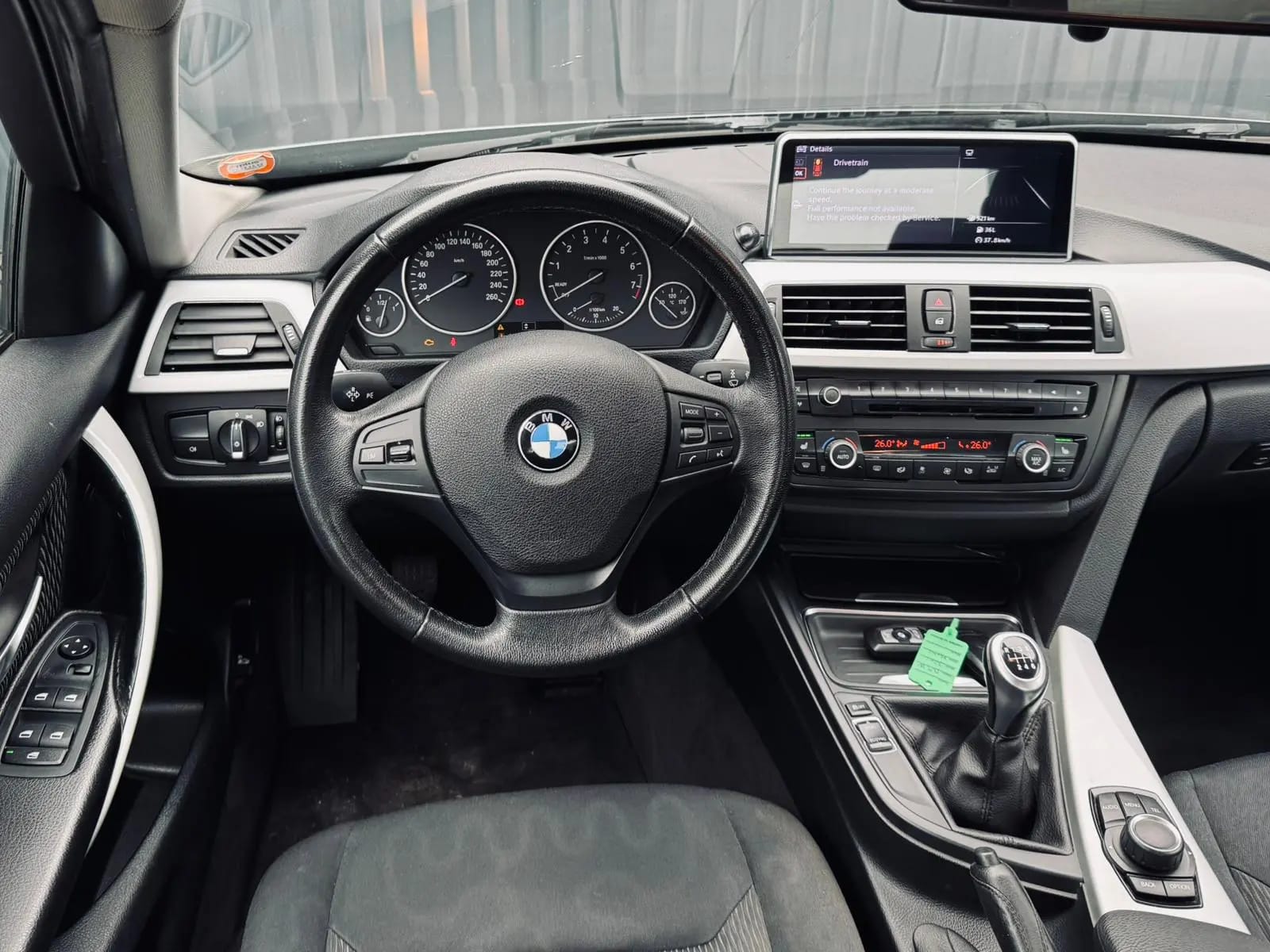 BMW 320