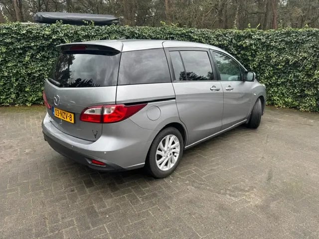 Mazda 5