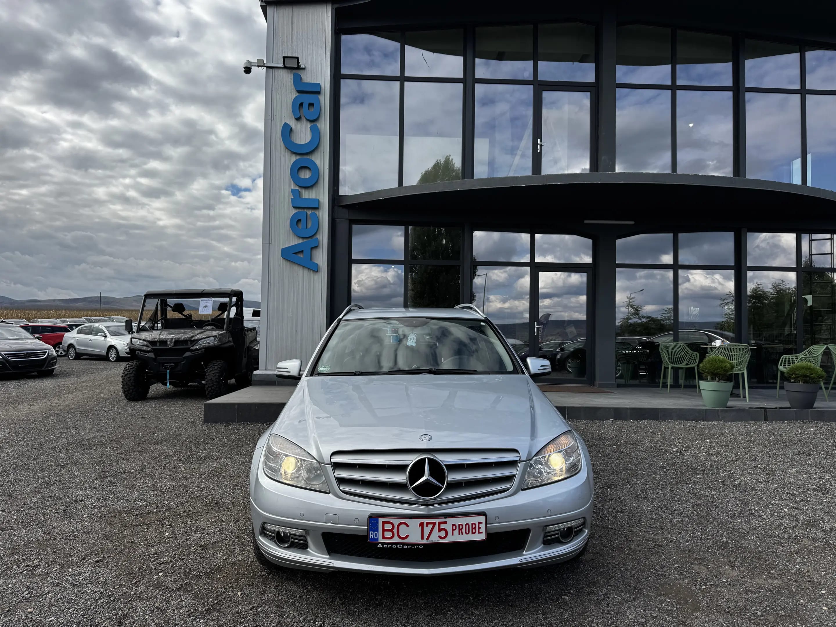 Mercedes-Benz C 180