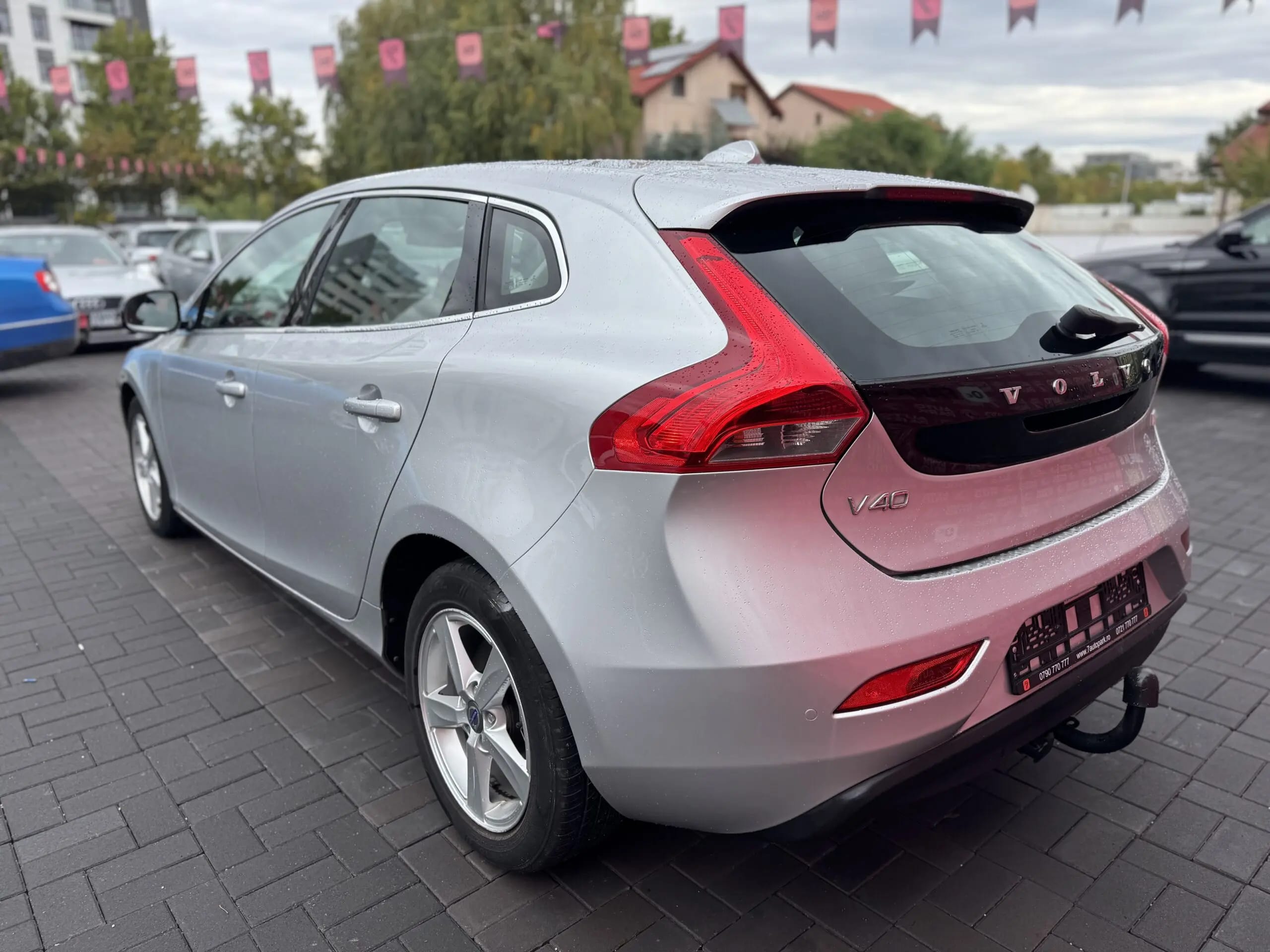 Volvo V40