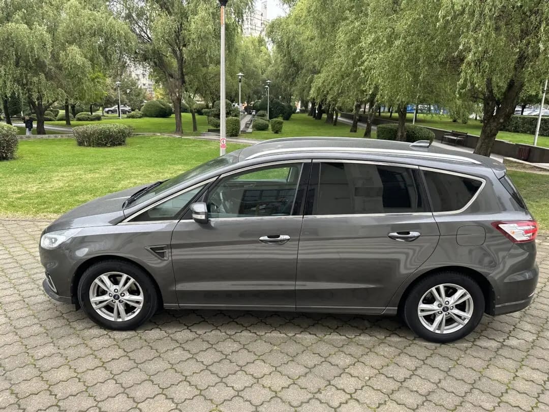 Ford S-Max