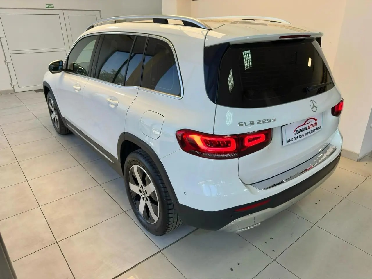 Mercedes-Benz GLB 220