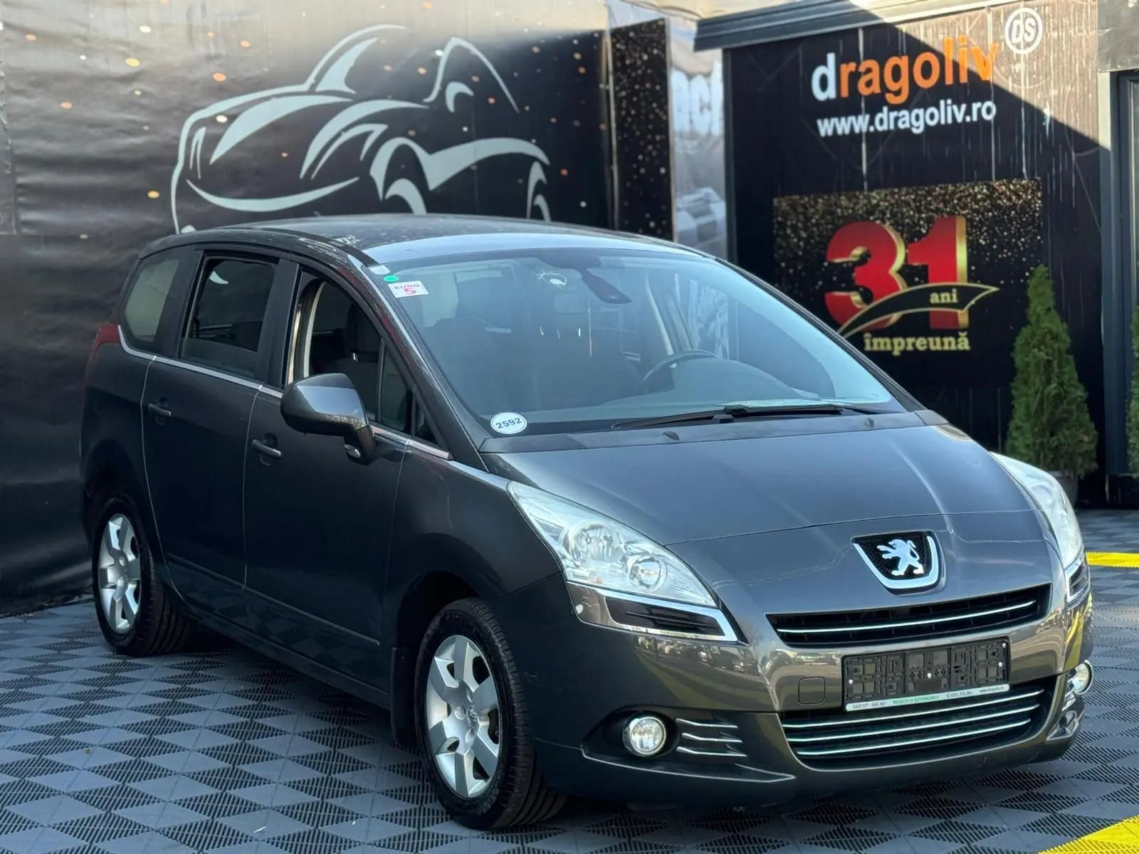 Peugeot 5008