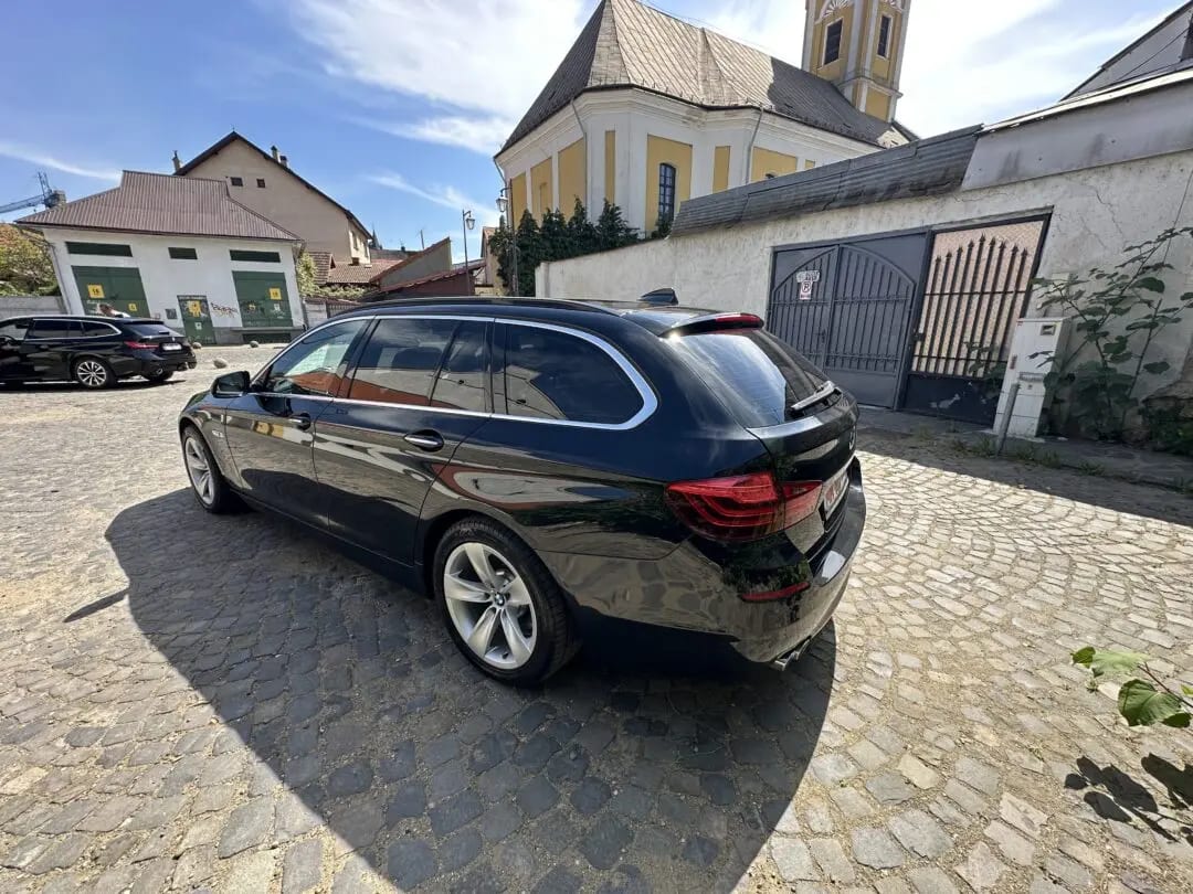 BMW 525
