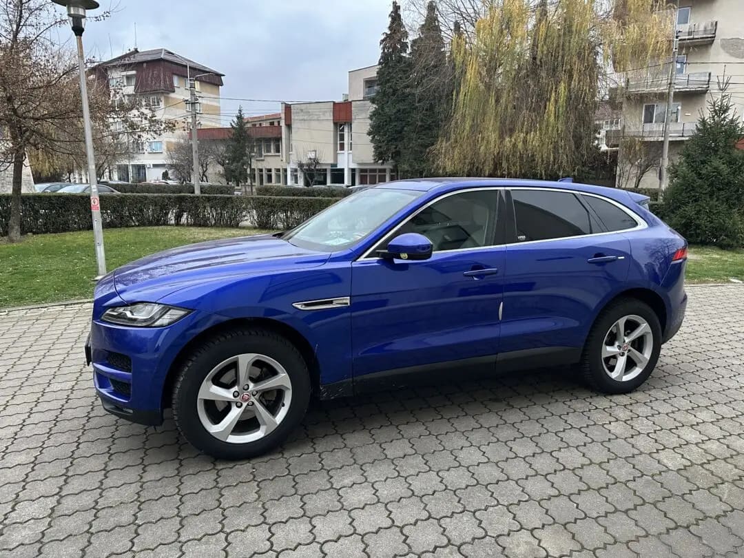 Jaguar F-Pace