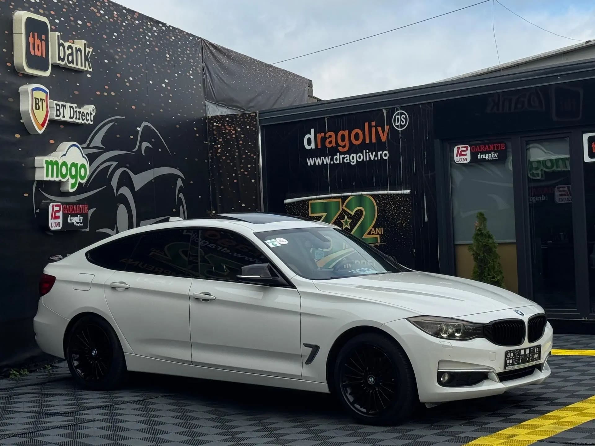 BMW 320
