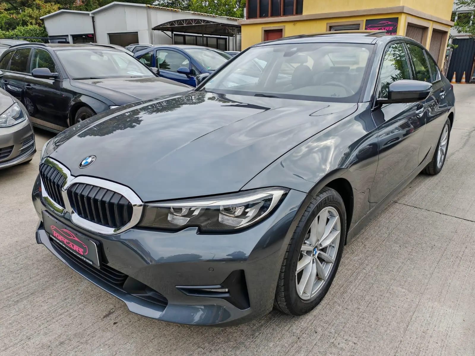 BMW 320