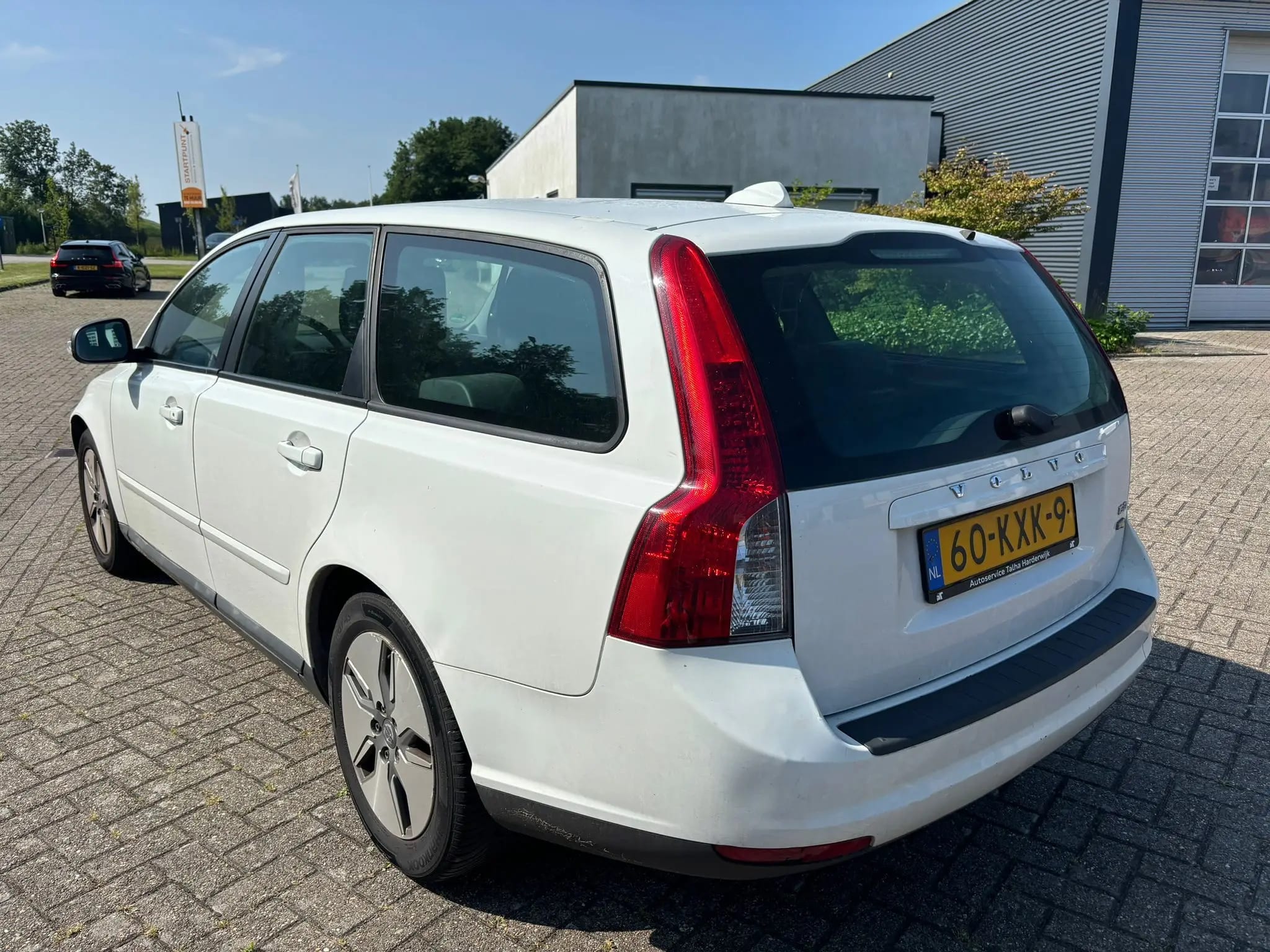 Volvo V50