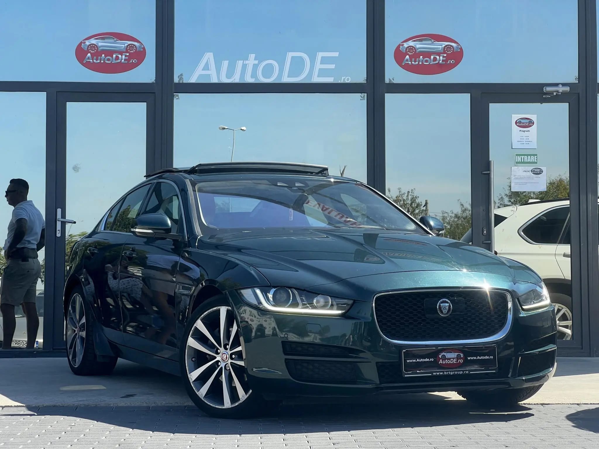 Jaguar XE