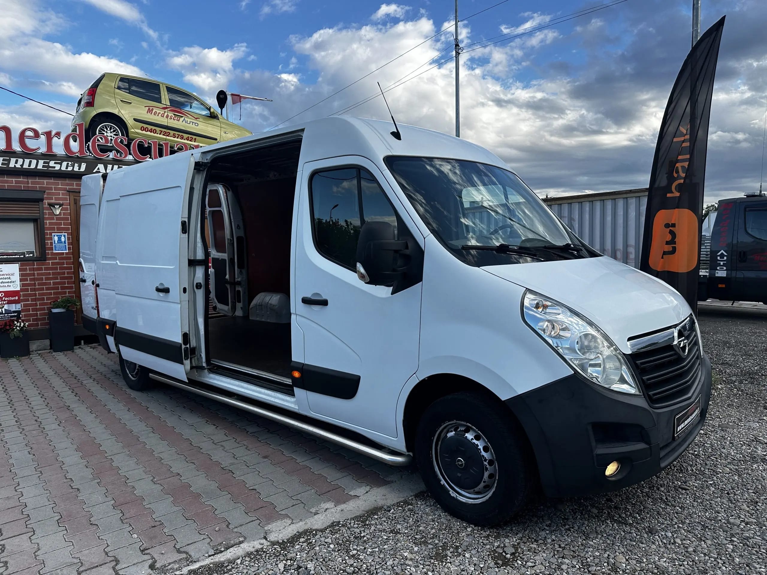 Opel Movano