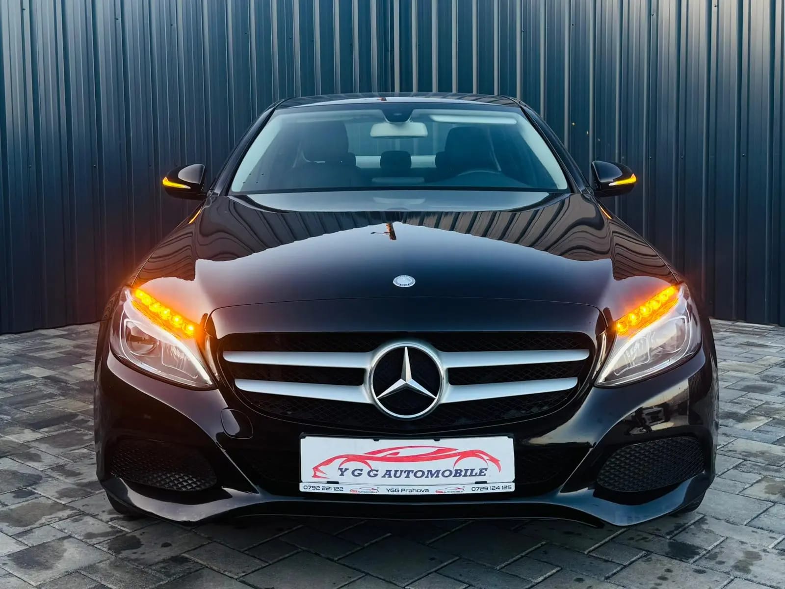 Mercedes-Benz C 220