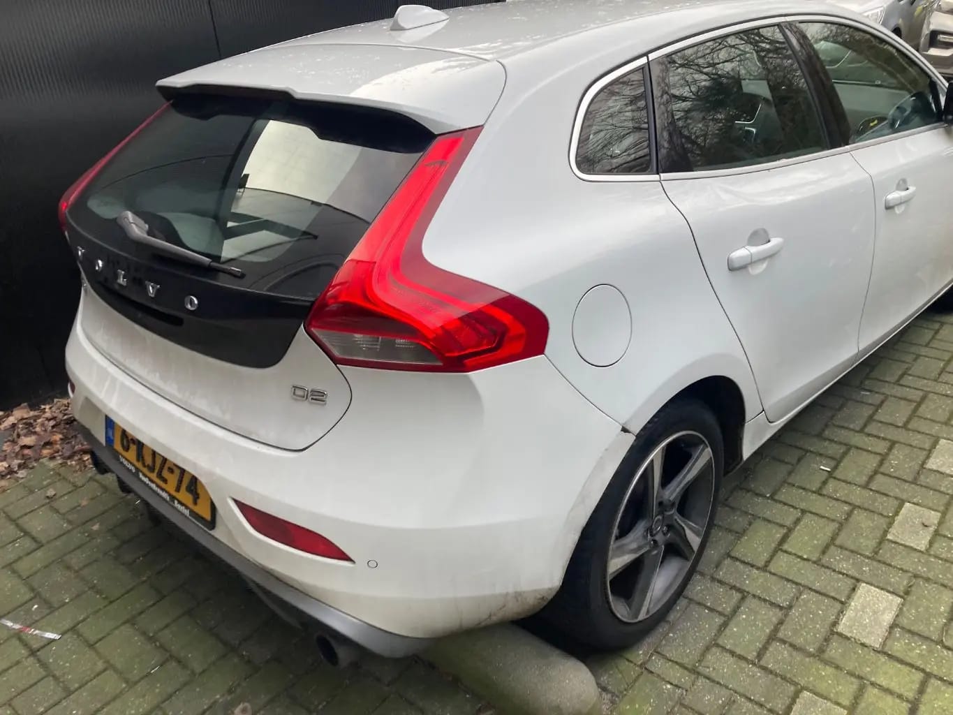 Volvo V40