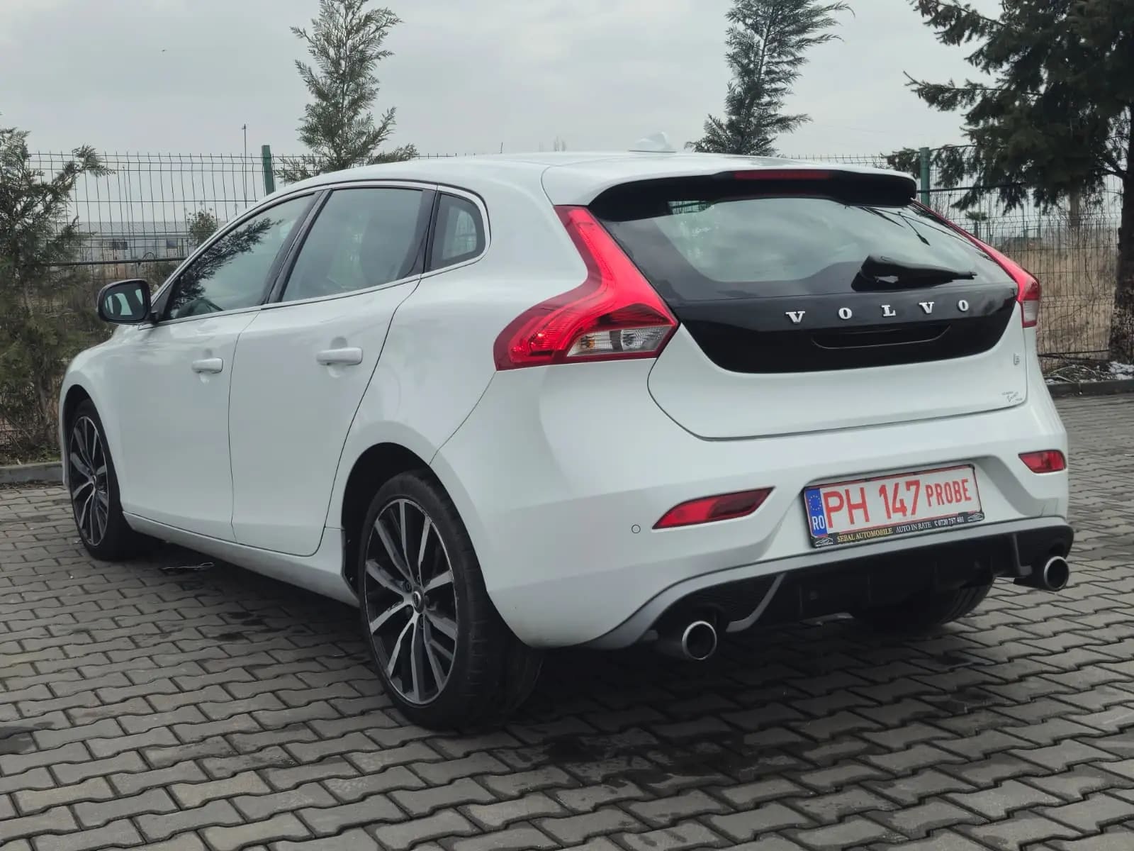 Volvo V40