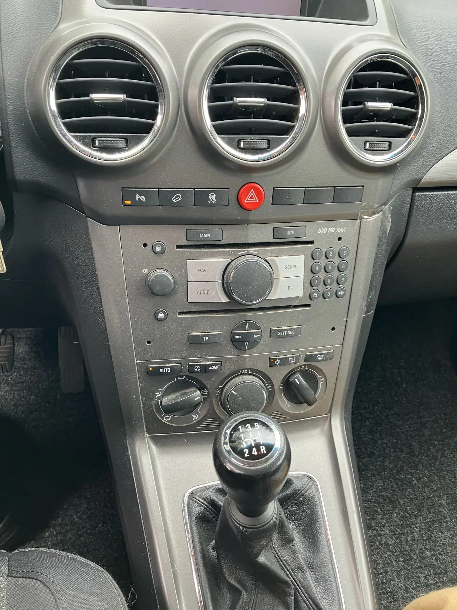 Opel Antara