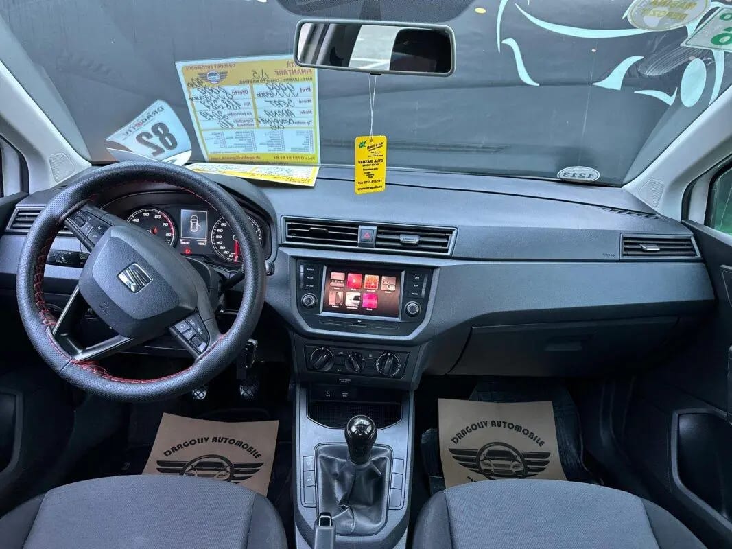 Seat Arona