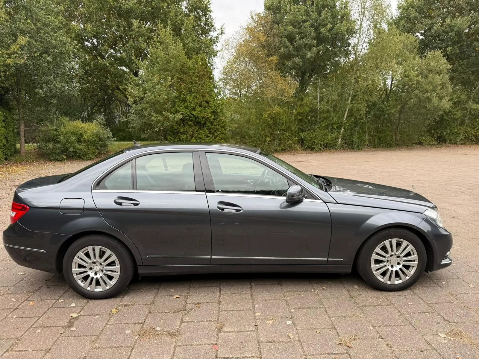 Mercedes-Benz C 250