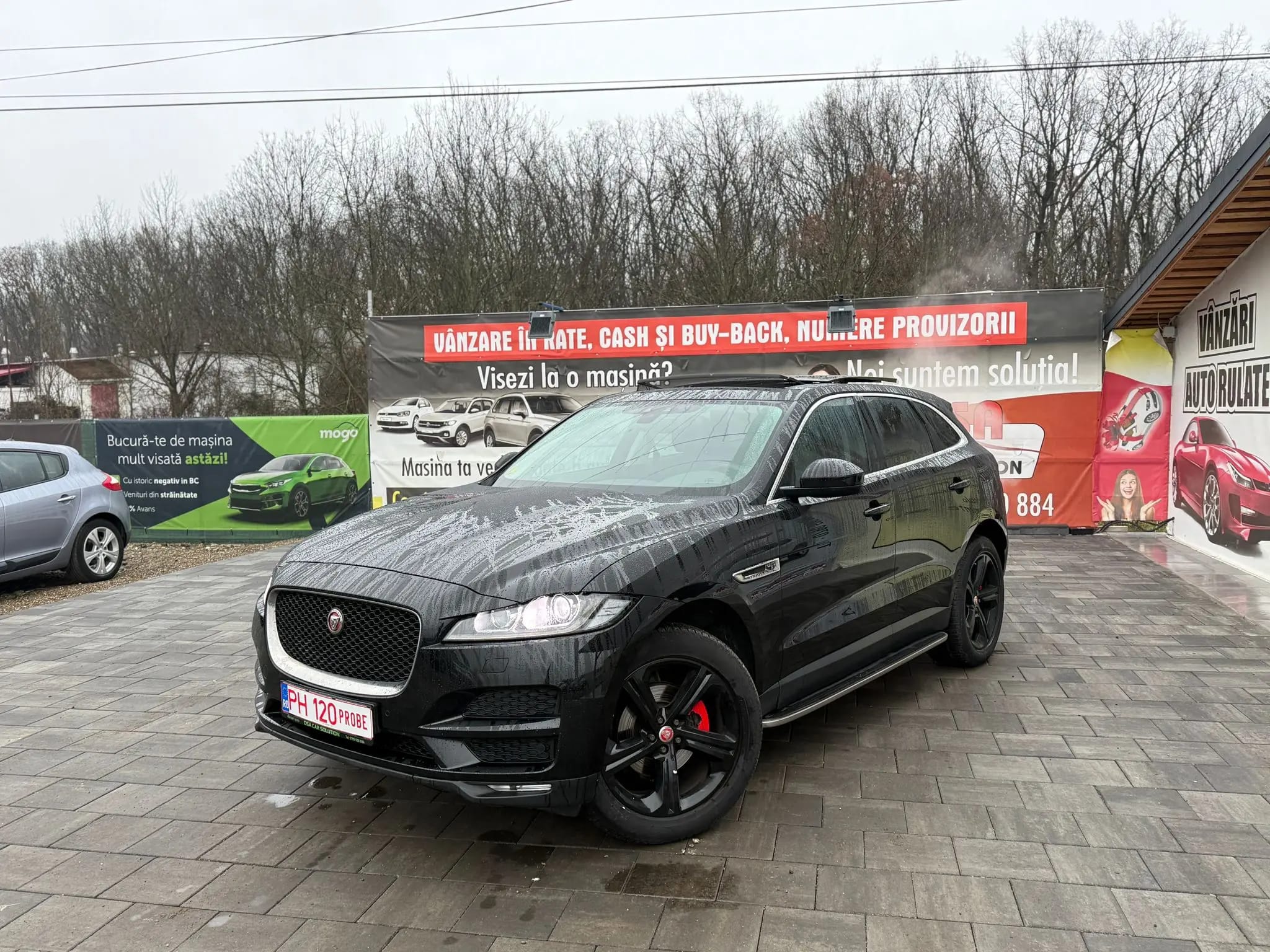 Jaguar F-Pace