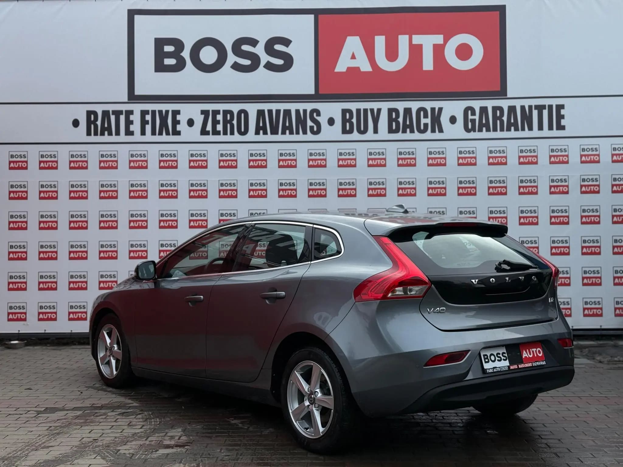 Volvo V40