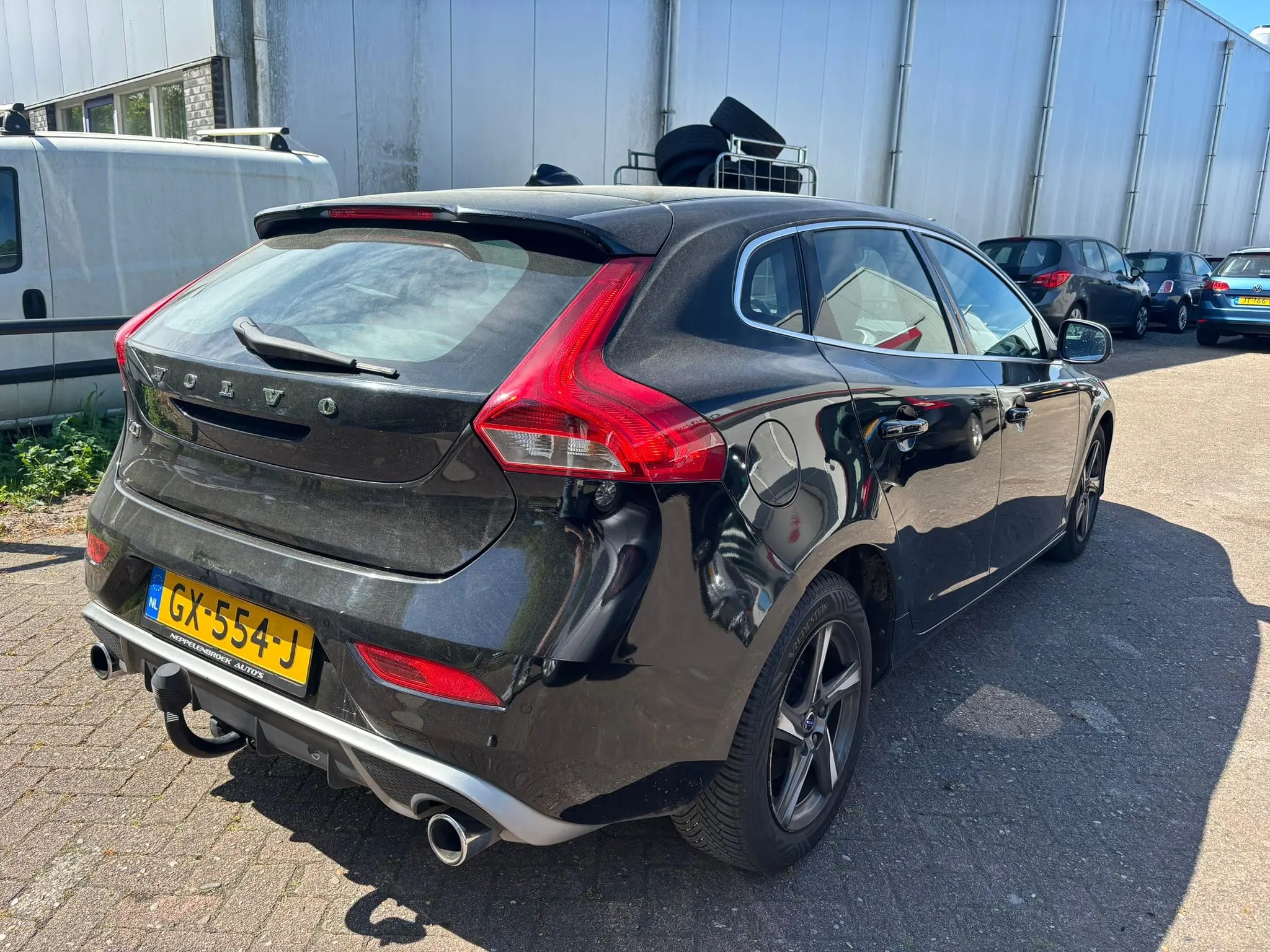 Volvo V40