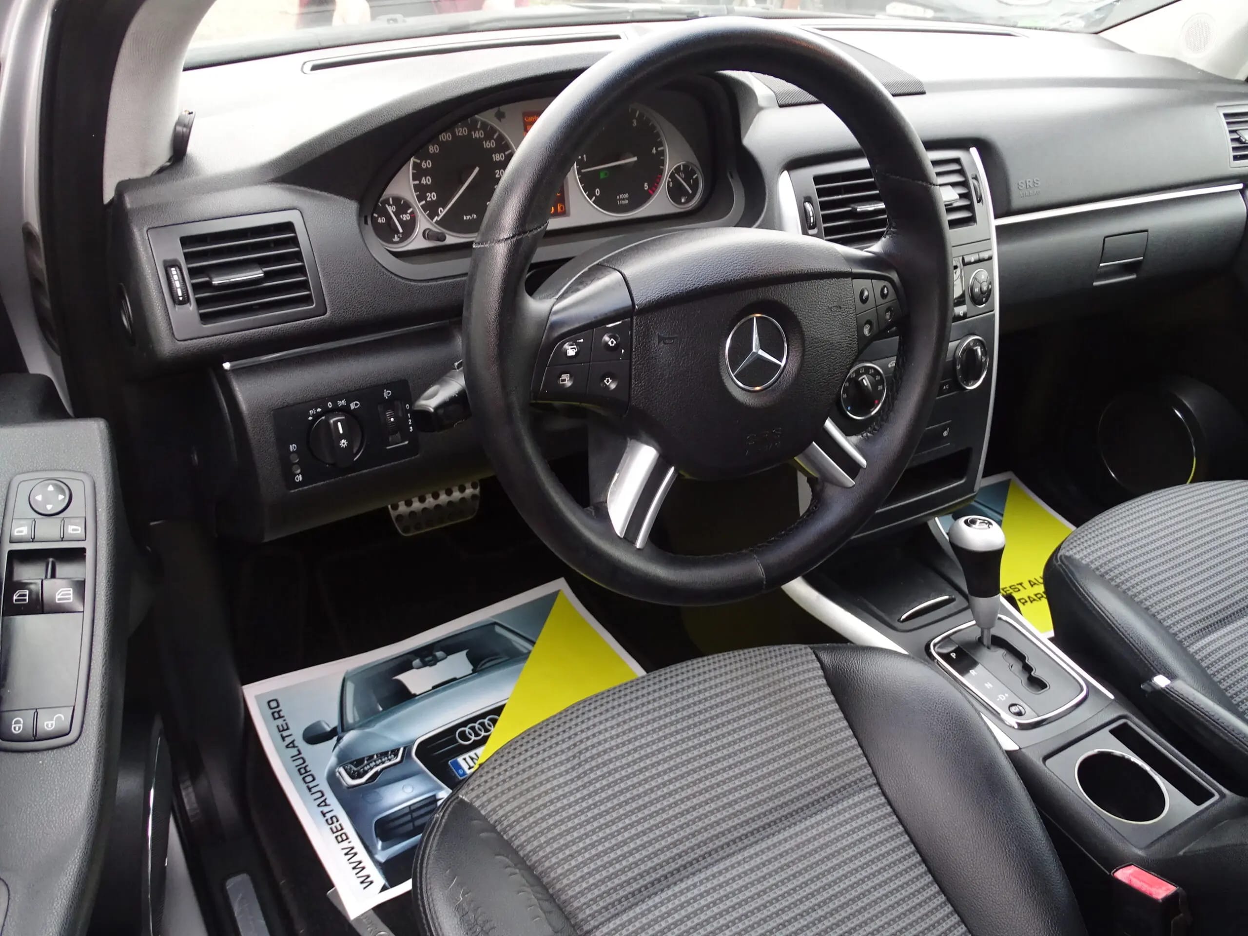 Mercedes-Benz B 200