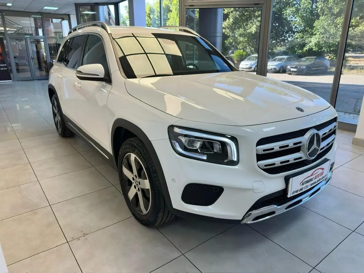 Mercedes-Benz GLB 220