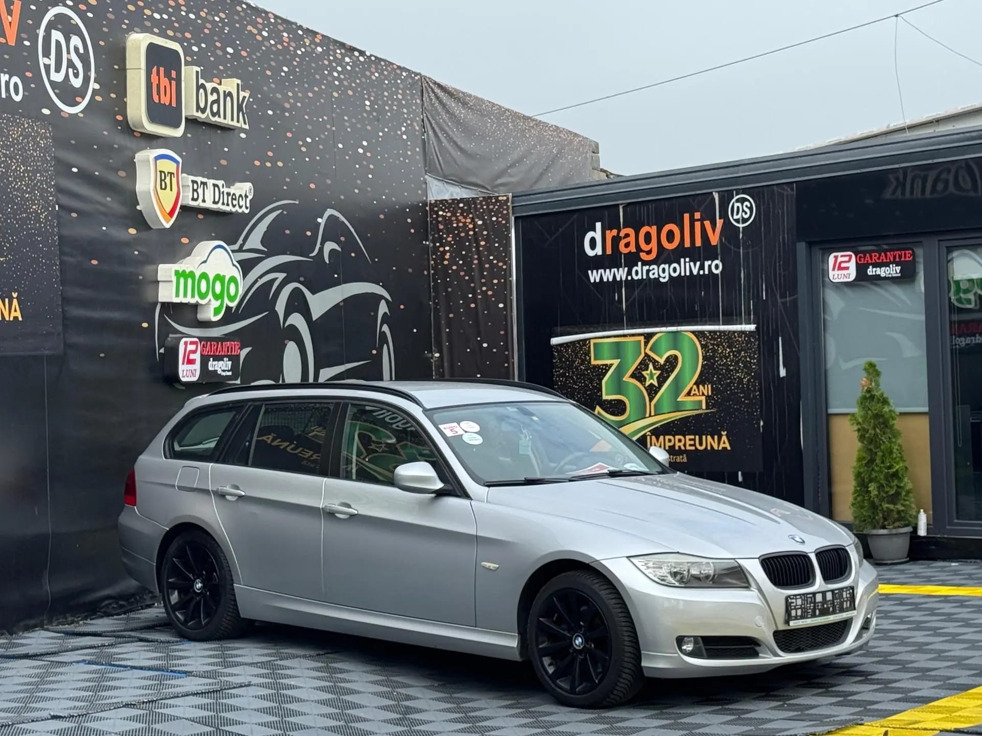 BMW 320