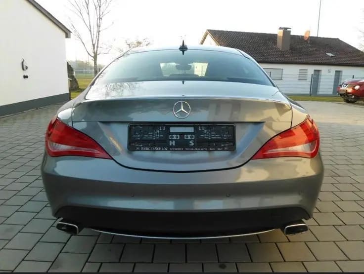 Mercedes-Benz CLA 220