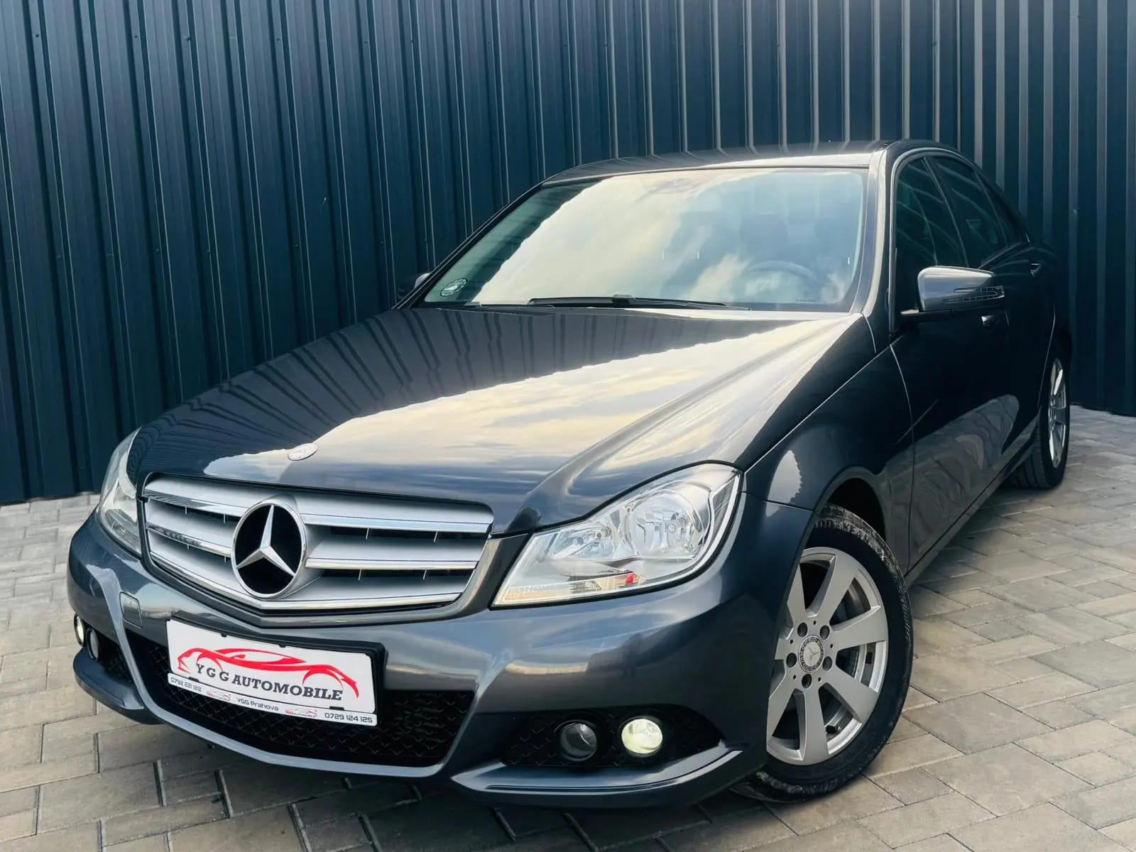Mercedes-Benz C 200