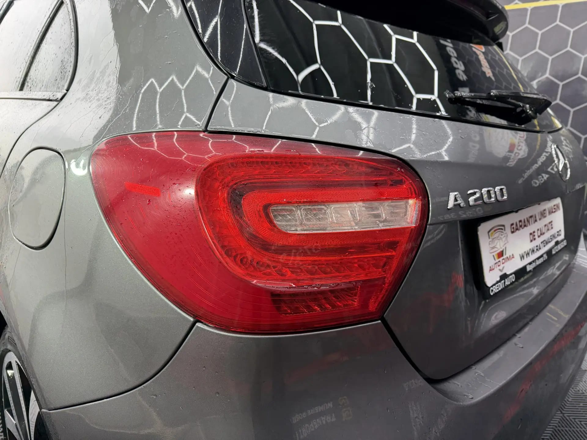 Mercedes-Benz A 200
