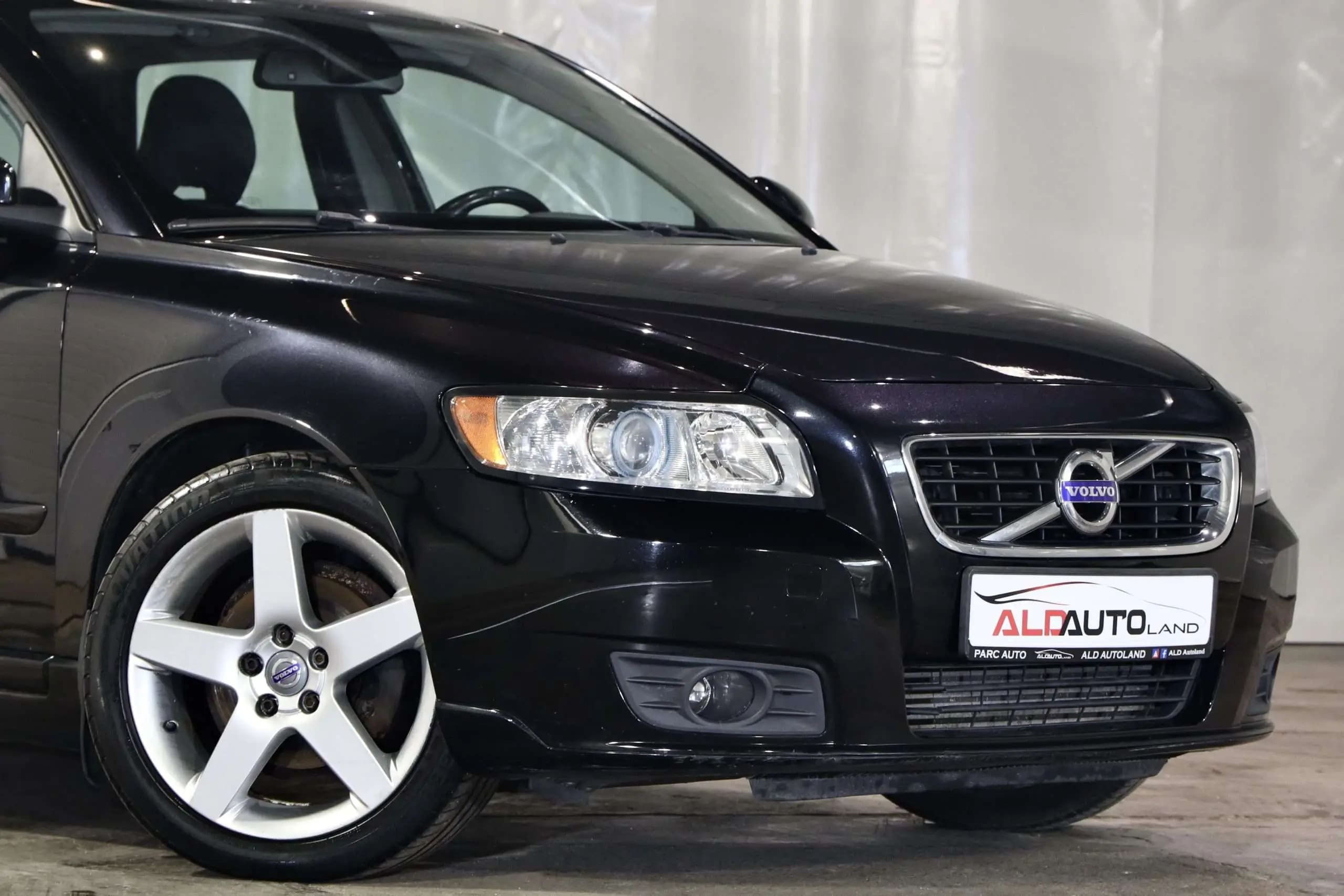Volvo V50