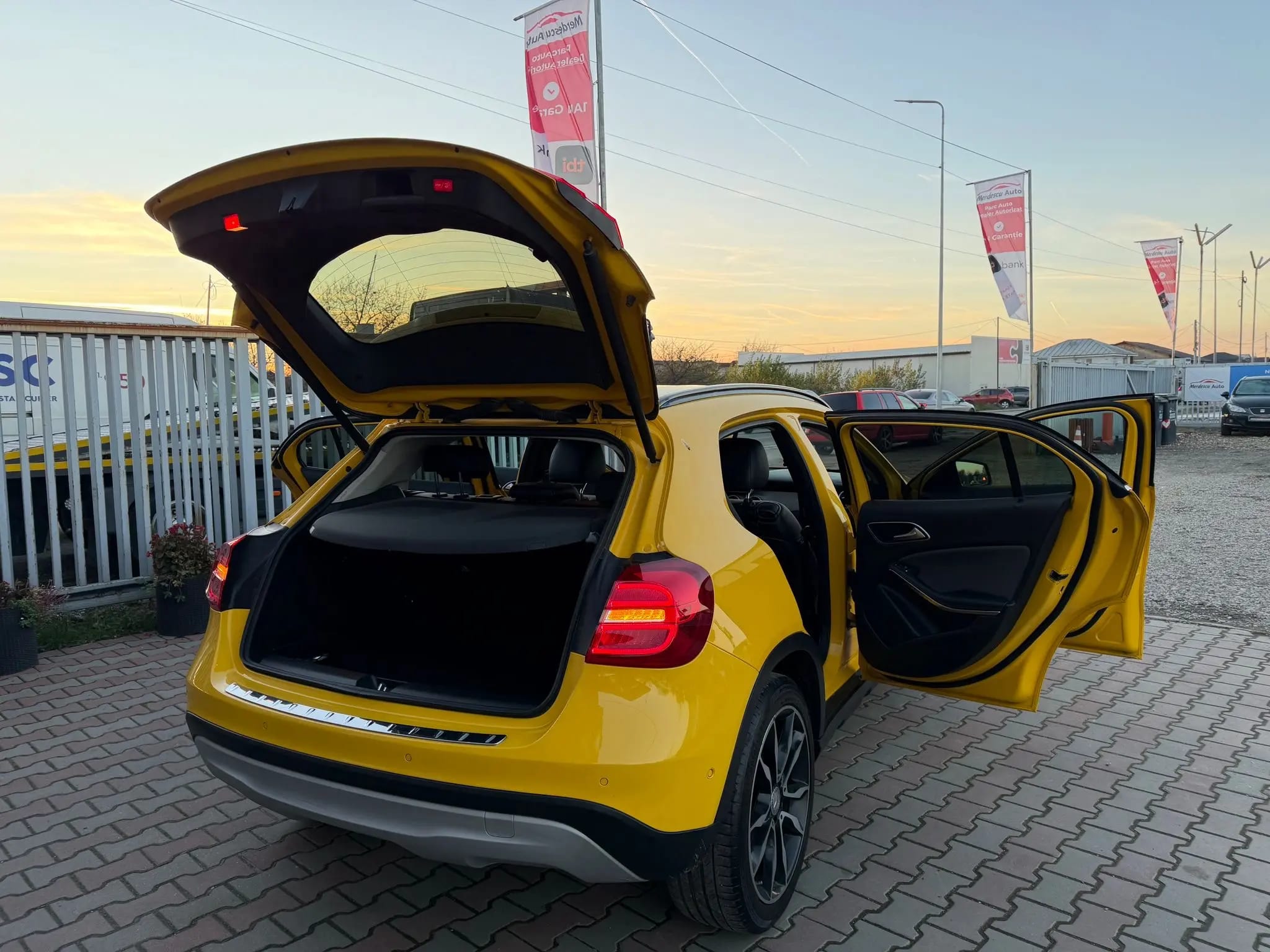 Mercedes-Benz GLA 200