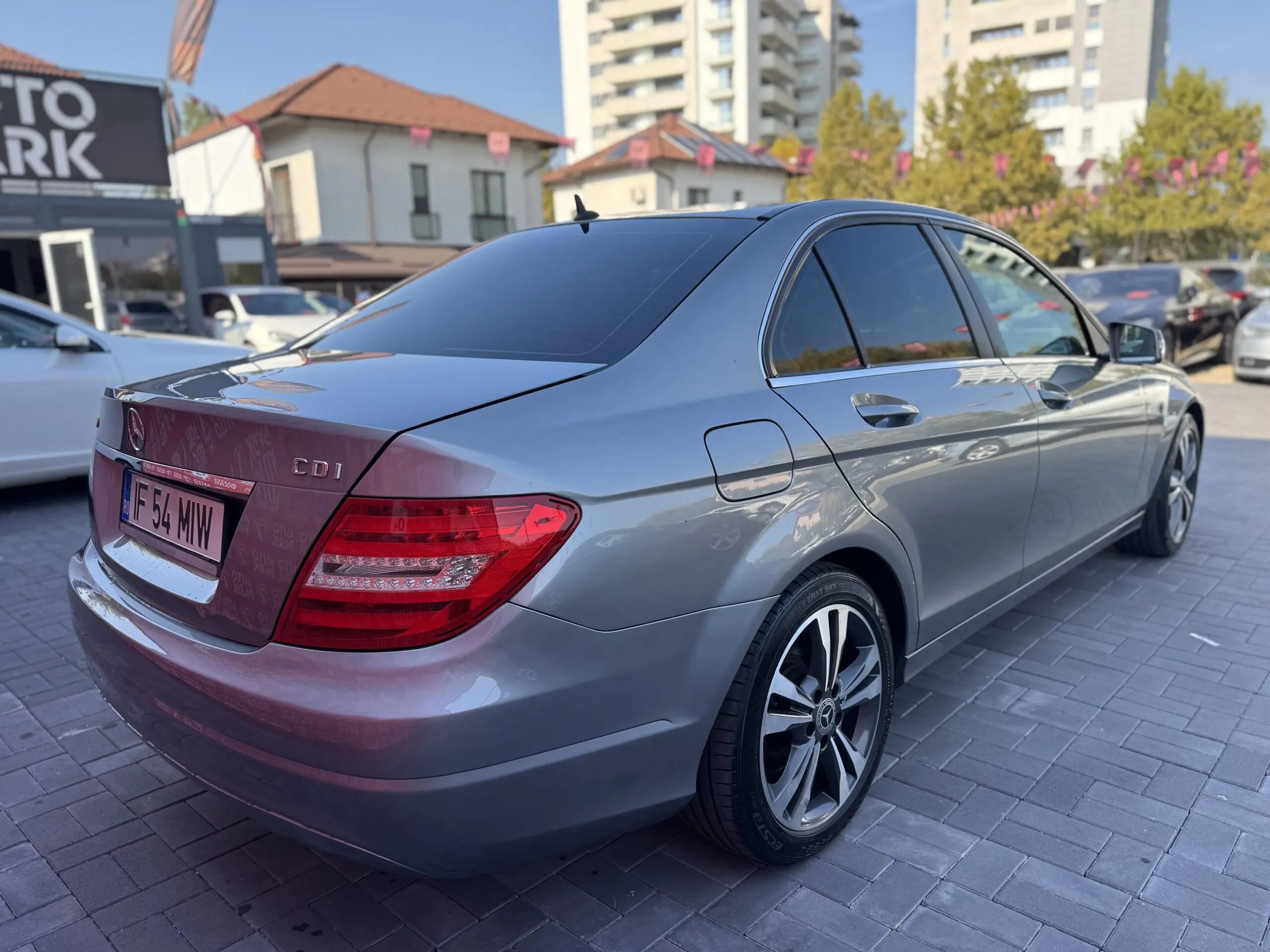 Mercedes-Benz C 220