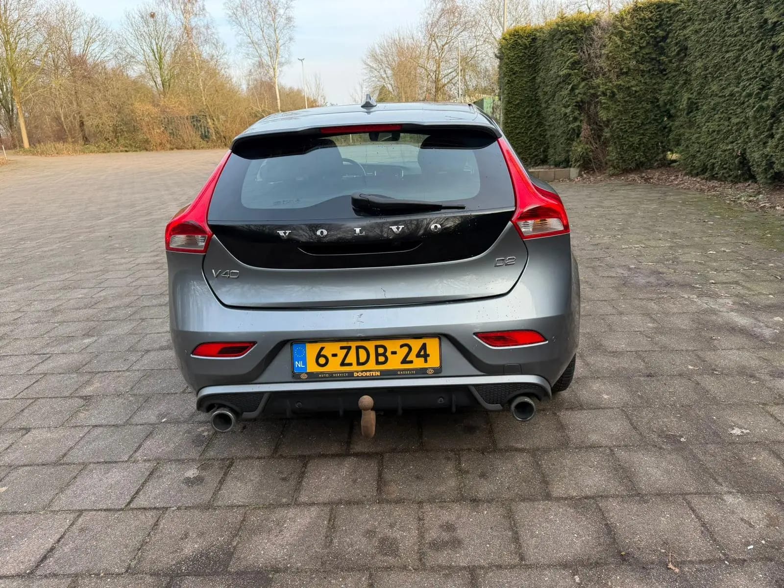 Volvo V40